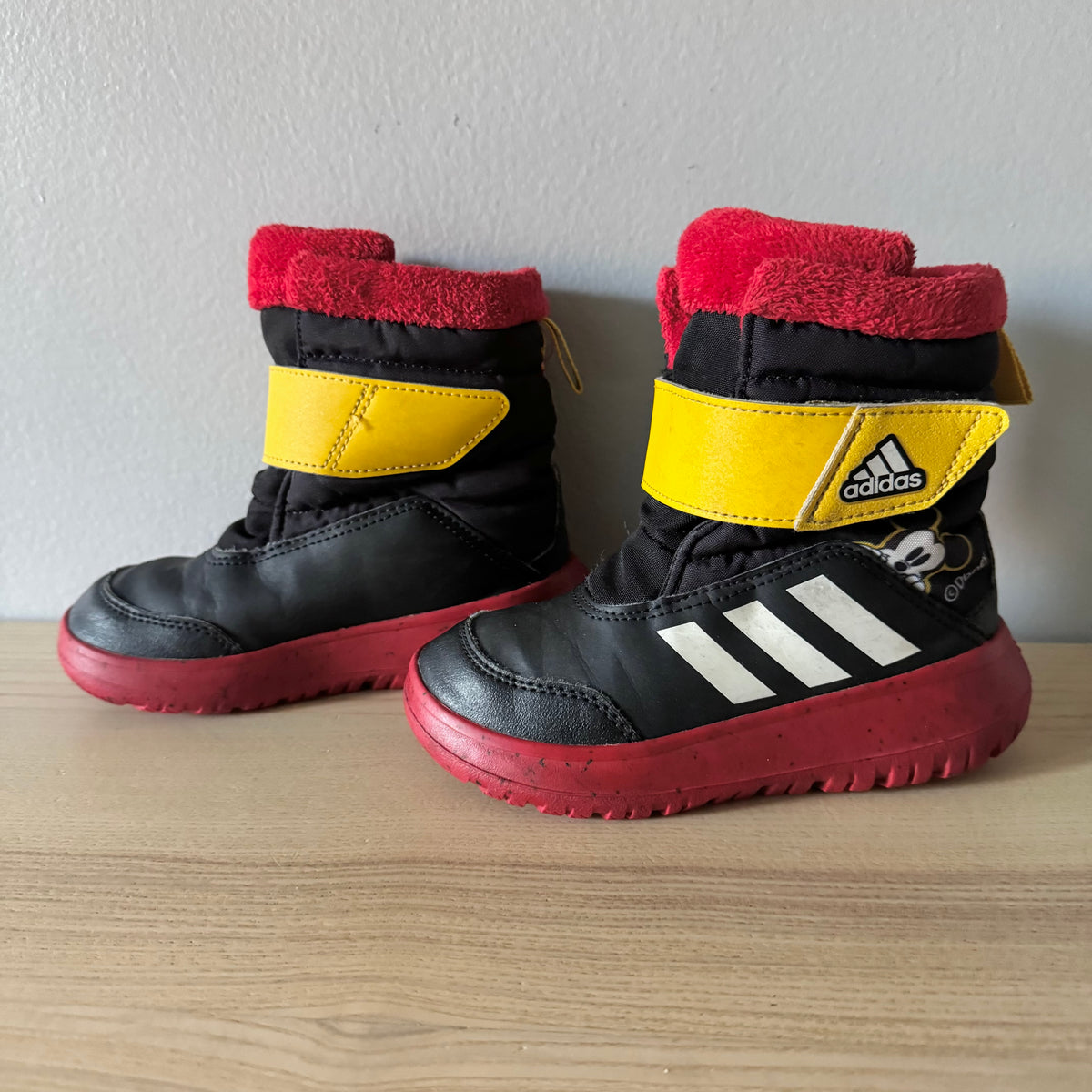 Adidas x Disney / Snow boots / US10