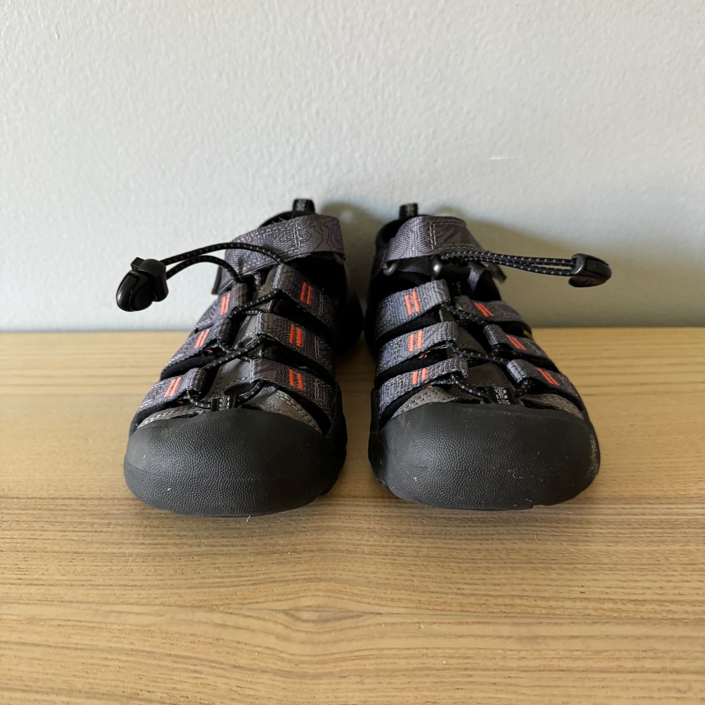 Keen / Sandals / J1