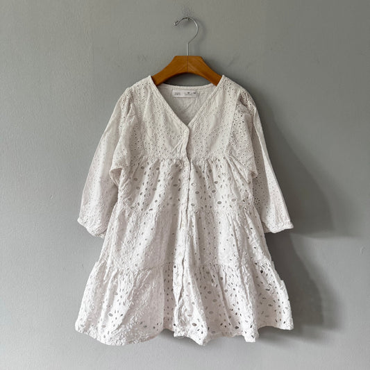 Zara / White eyelet dress / 6Y