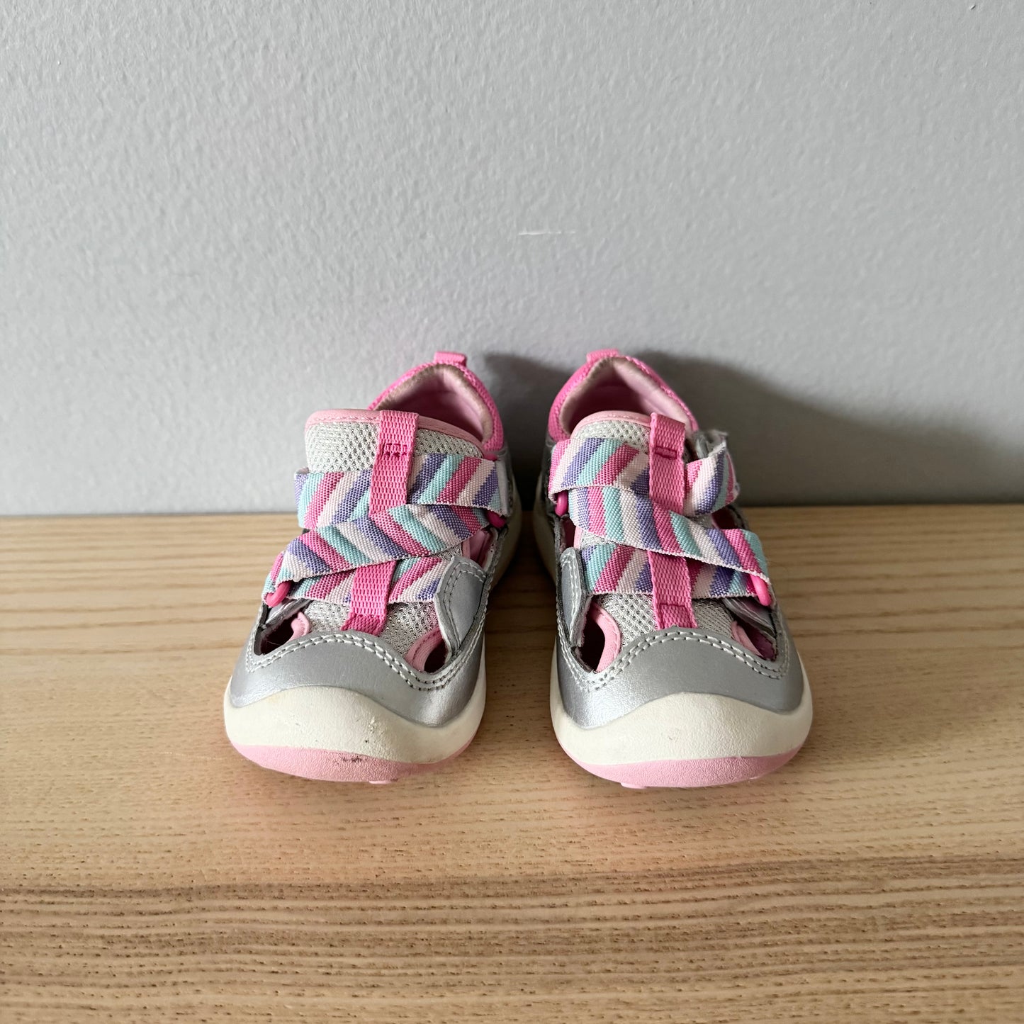 Stride Rite / Sandales roses / US 5.5