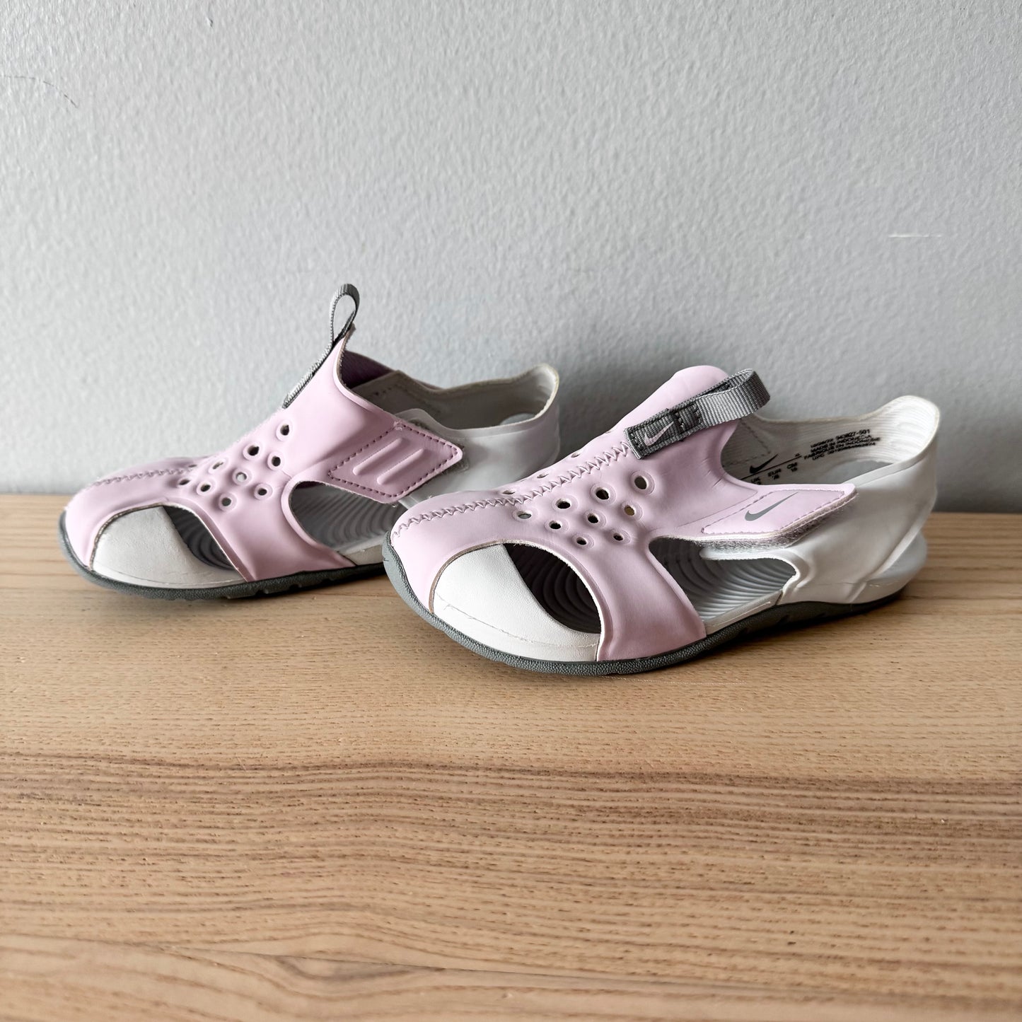 Nike / Chaussures à enfiler rose clair / US9