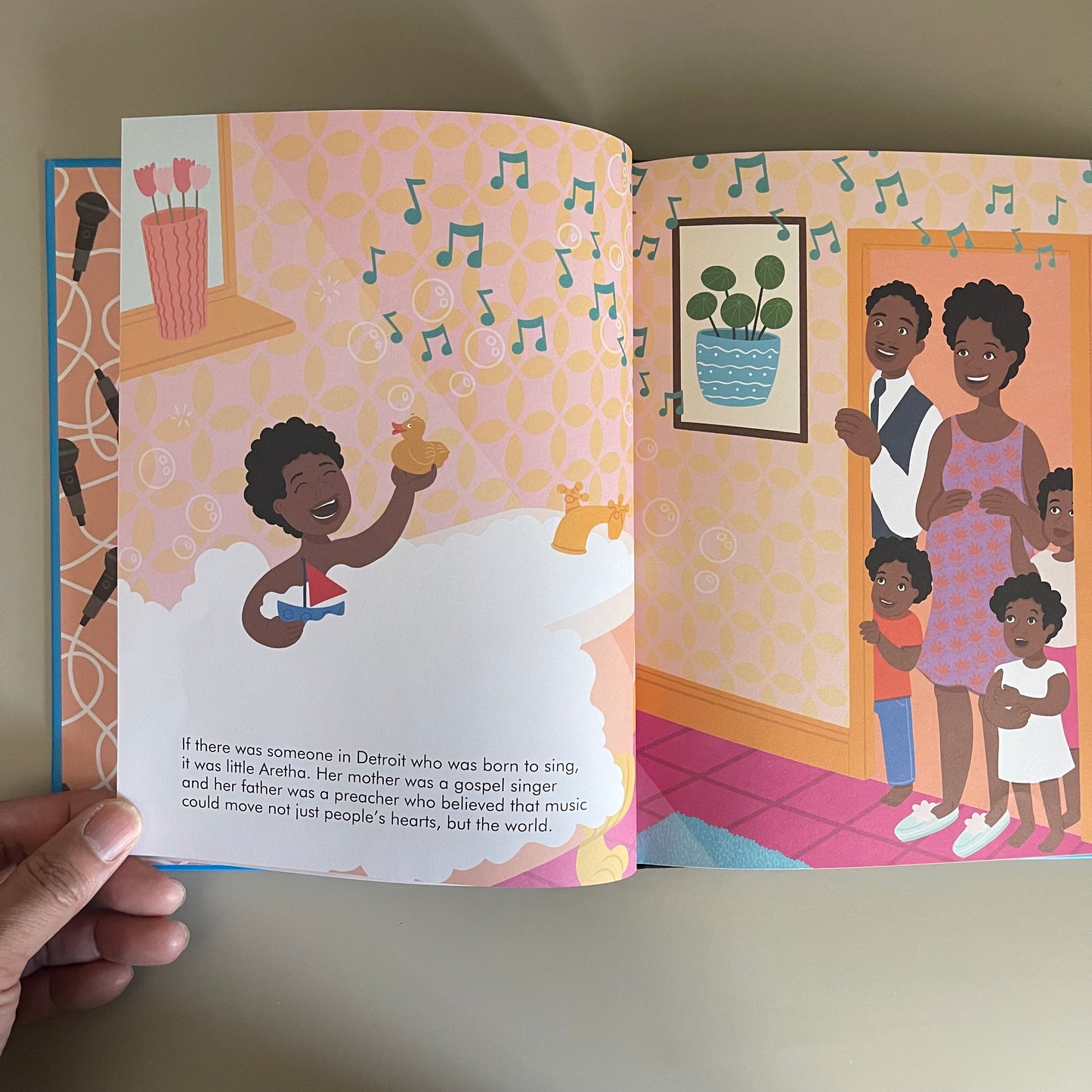 Little People, BIG DREAMS  - Aretha Franklin