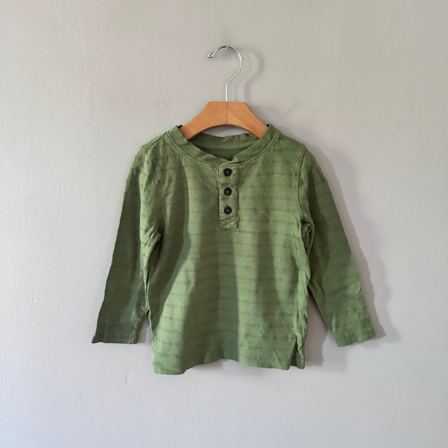Cat & Jack / Green long sleeve top / 2T