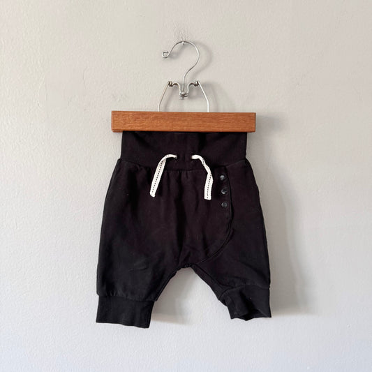 Miles baby / Black sweatpants shorts / 12M