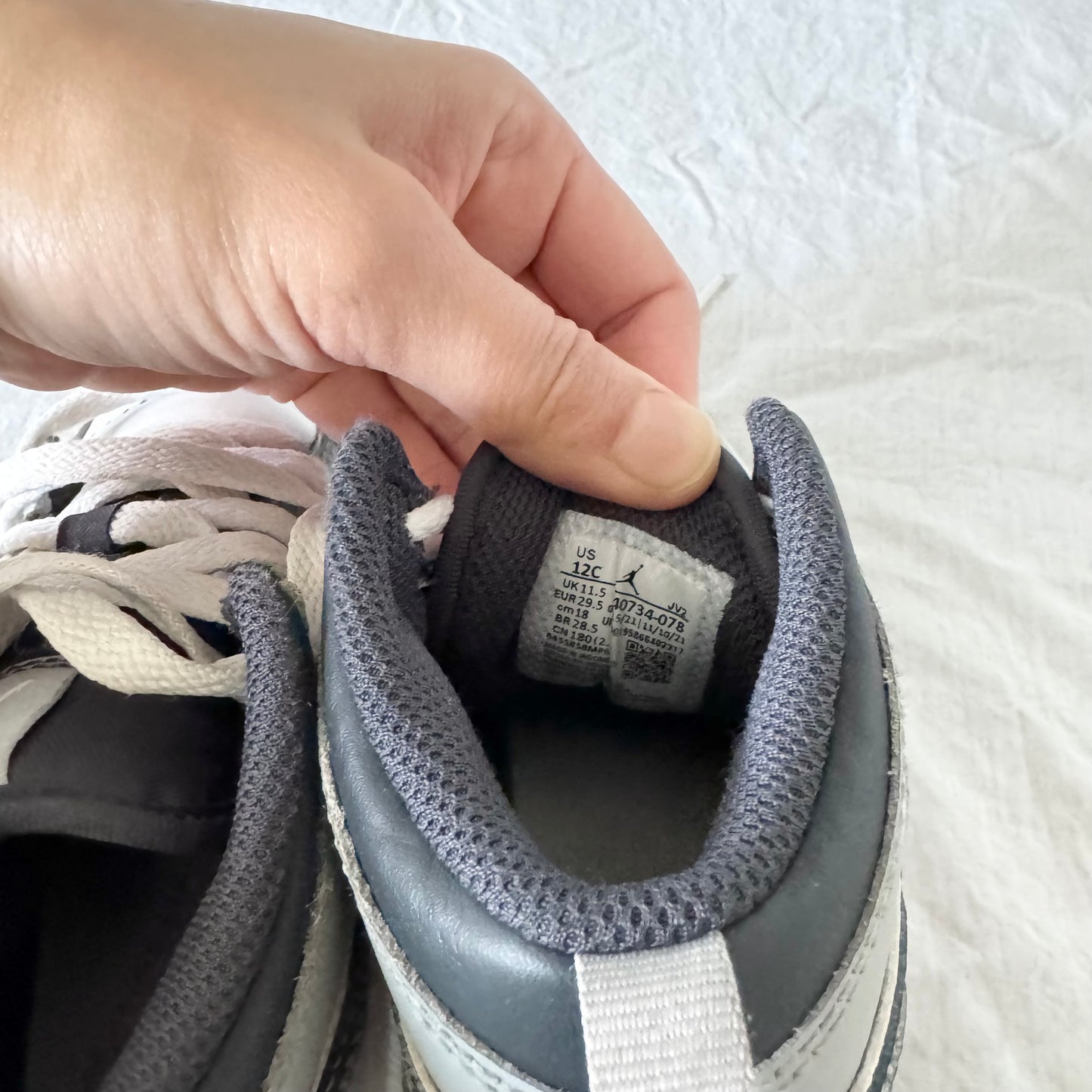 Nike / Air Jordan / Running Shoes / US12