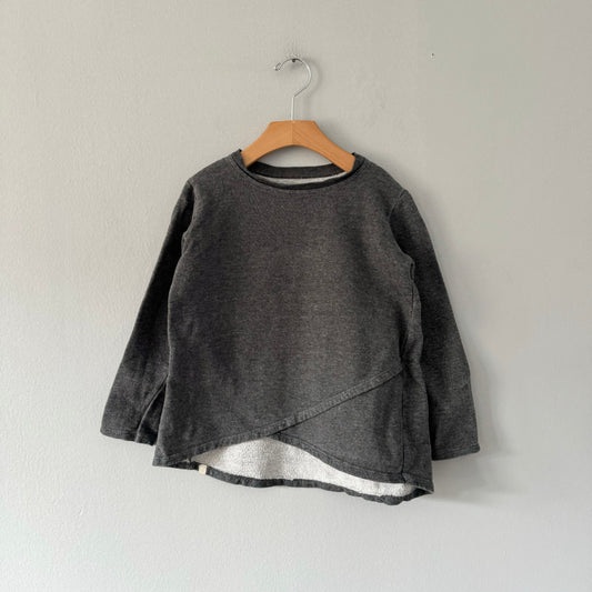 Mini Mioche / Dark grey sweatshirt / 7Y