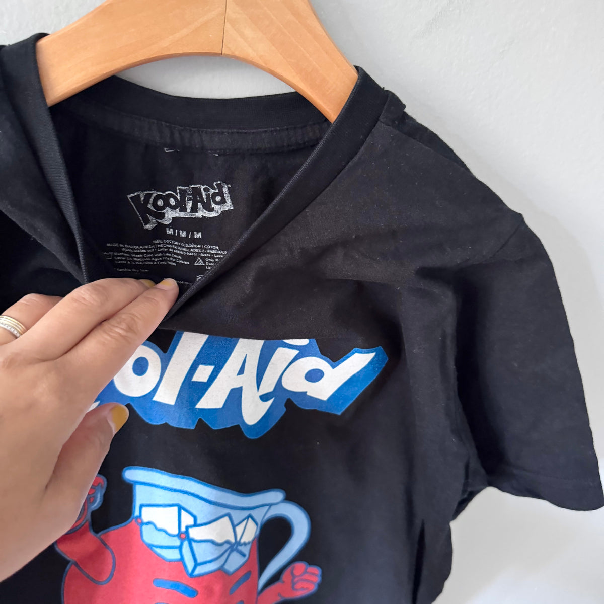 Kool Aid / Black T-shirt / 8Y