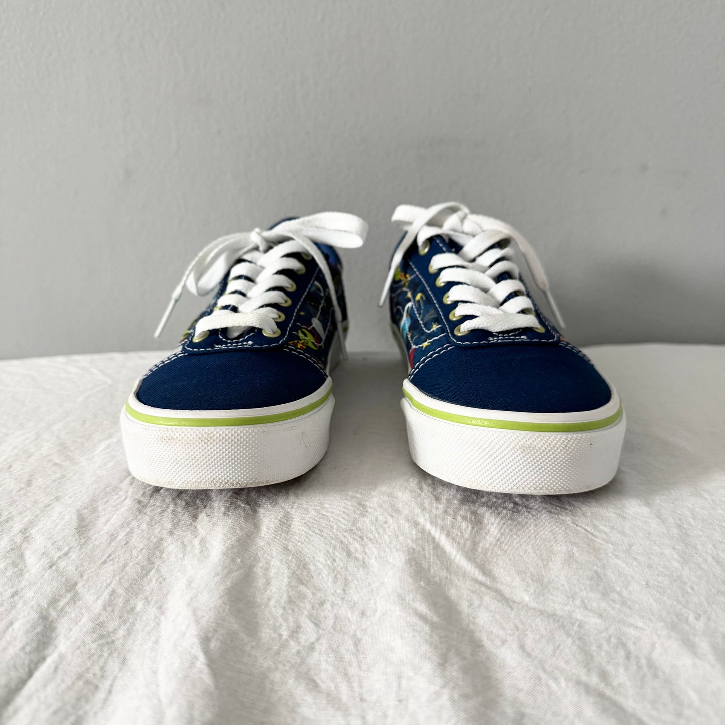 Vans / Running Shoes / J2