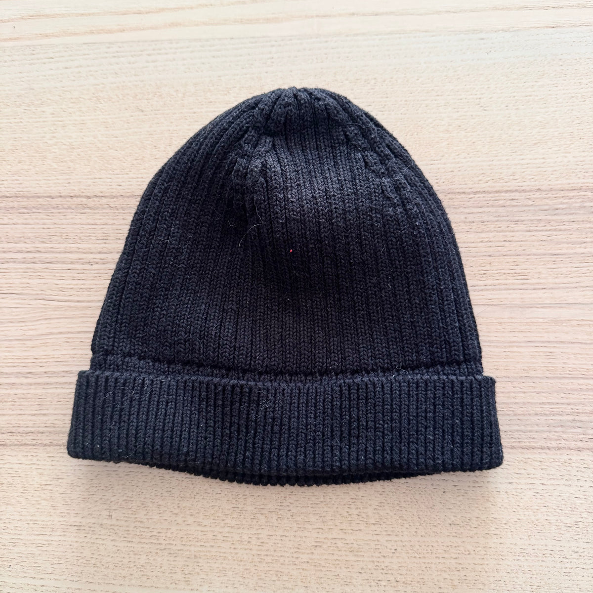 Zara / Black beanie / 12-24M