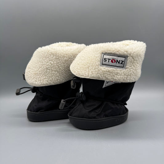 Stonz / Winter Boots with liner / Size Medium (6 -18 Months)