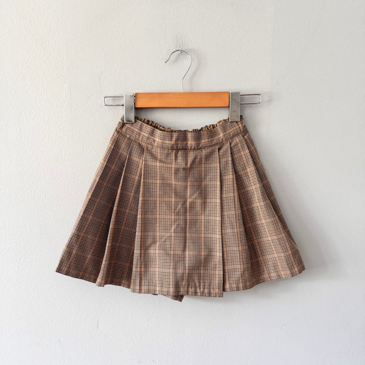 Uniqlo / Brown checked skort / 7-8Y