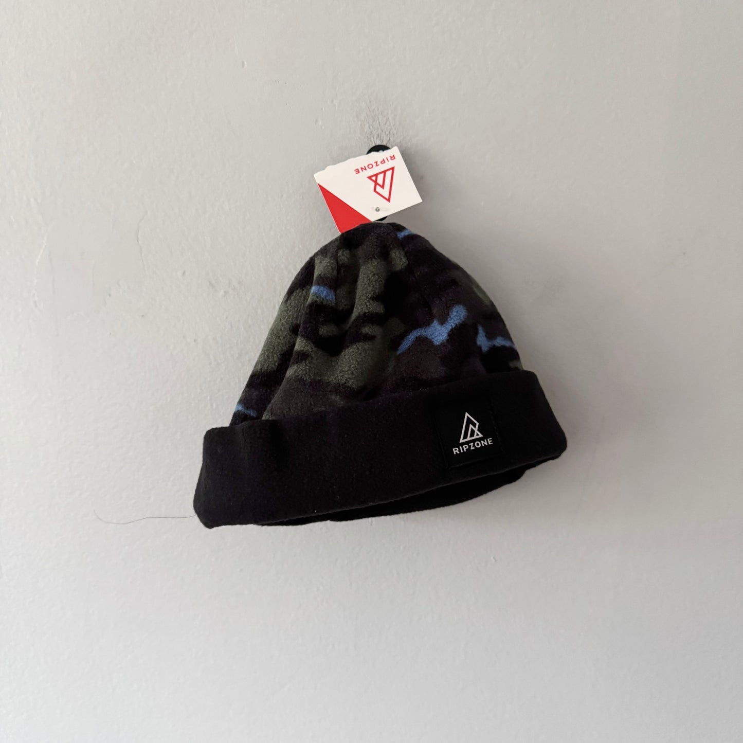 Rip Zone	/ Fleece beanie / 3-6Y - New with tag