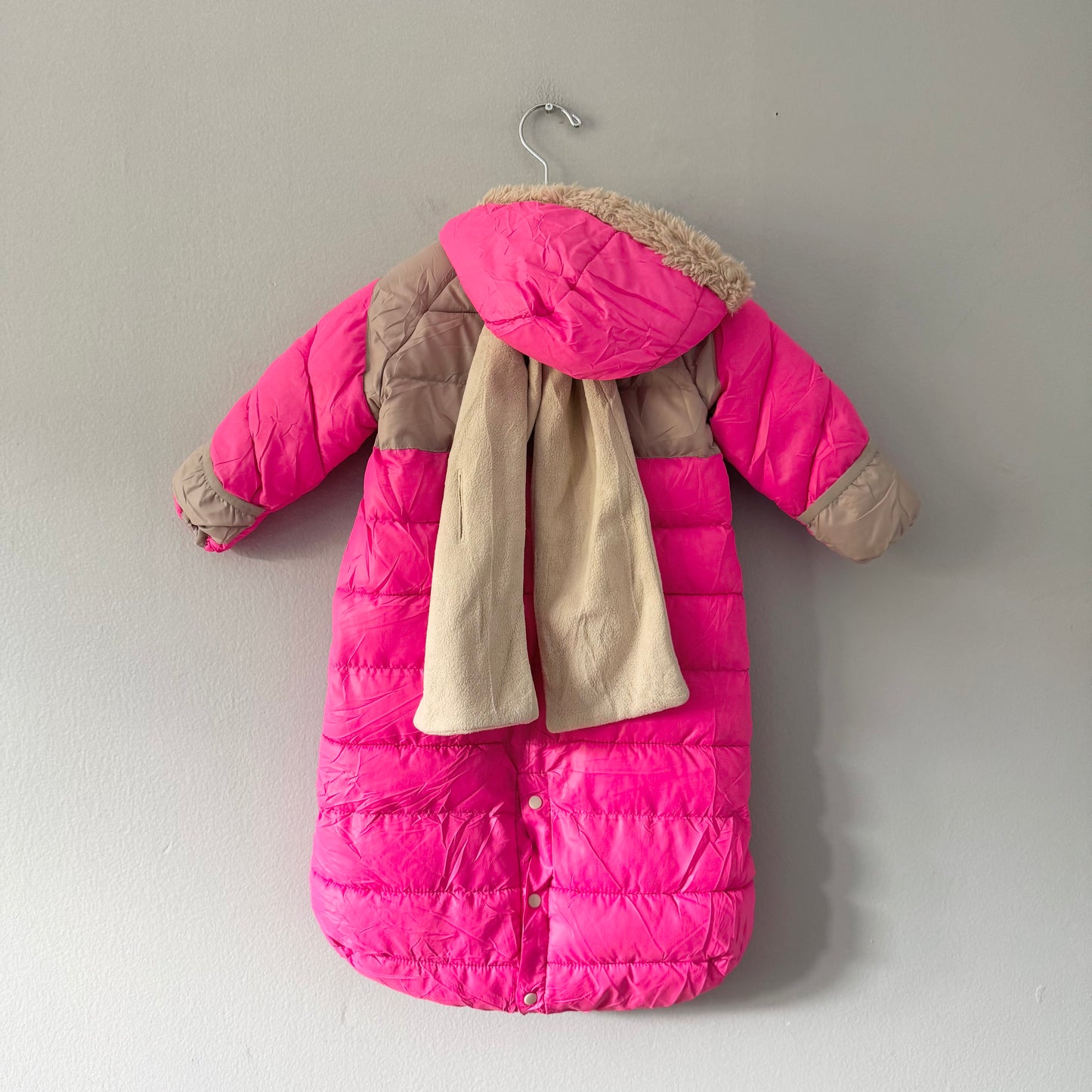 7am enfant / Pink down jacket with scarf / 6-12M