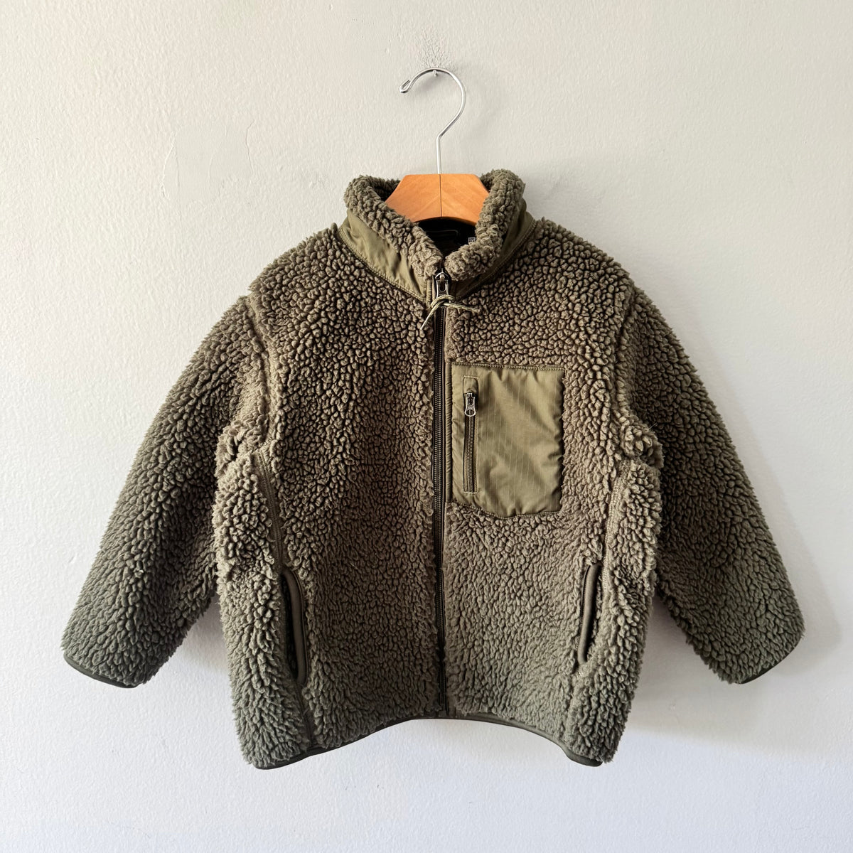Uniqlo / Green fleece zip-up / 3-4Y