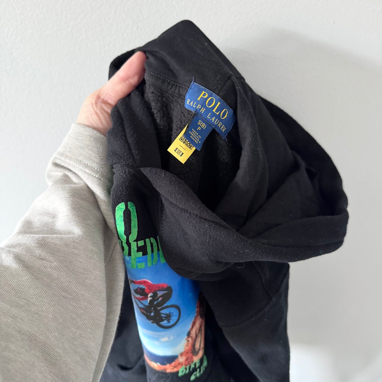 Polo Ralph Lauren / Sweat à capuche noir / 8 ans