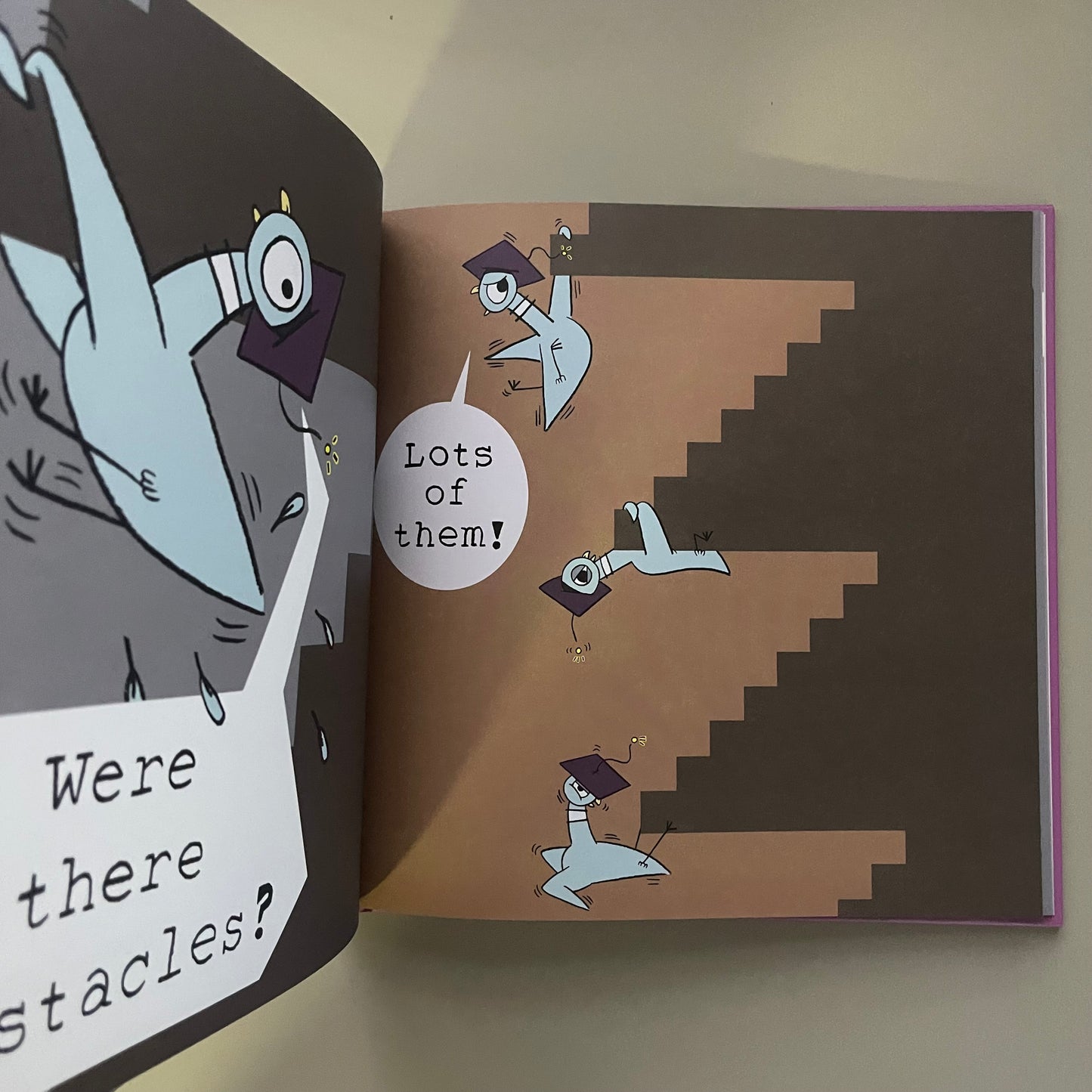 [Brand New] Will the Pigeon Graduate? / Mo Willems