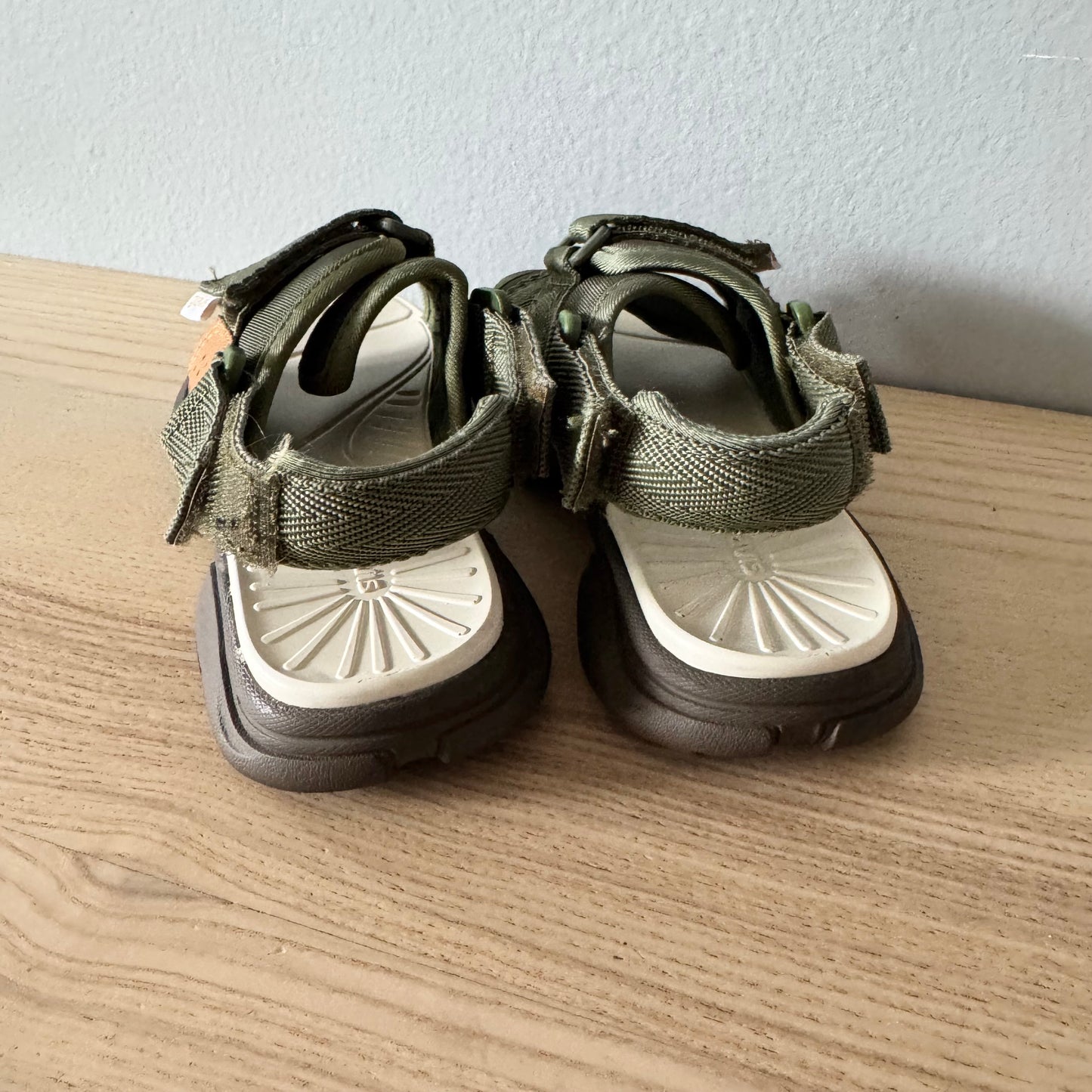 Gravis / Sandales / US12