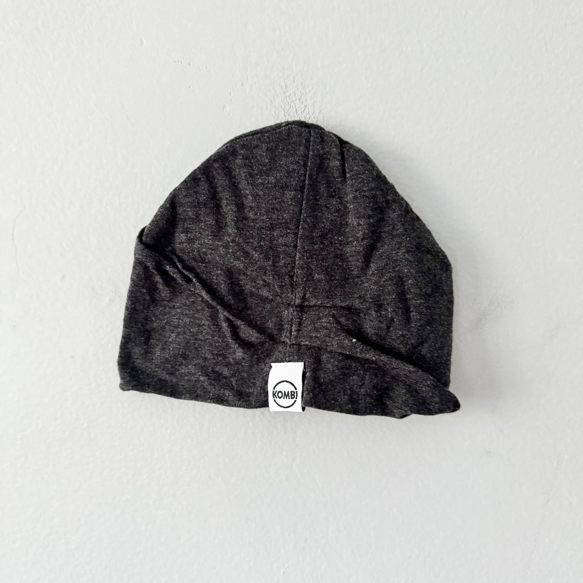 Kombi / Dark grey beanie / 6-12M