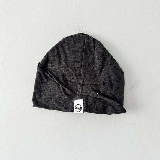 Kombi / Dark grey beanie / 6-12M