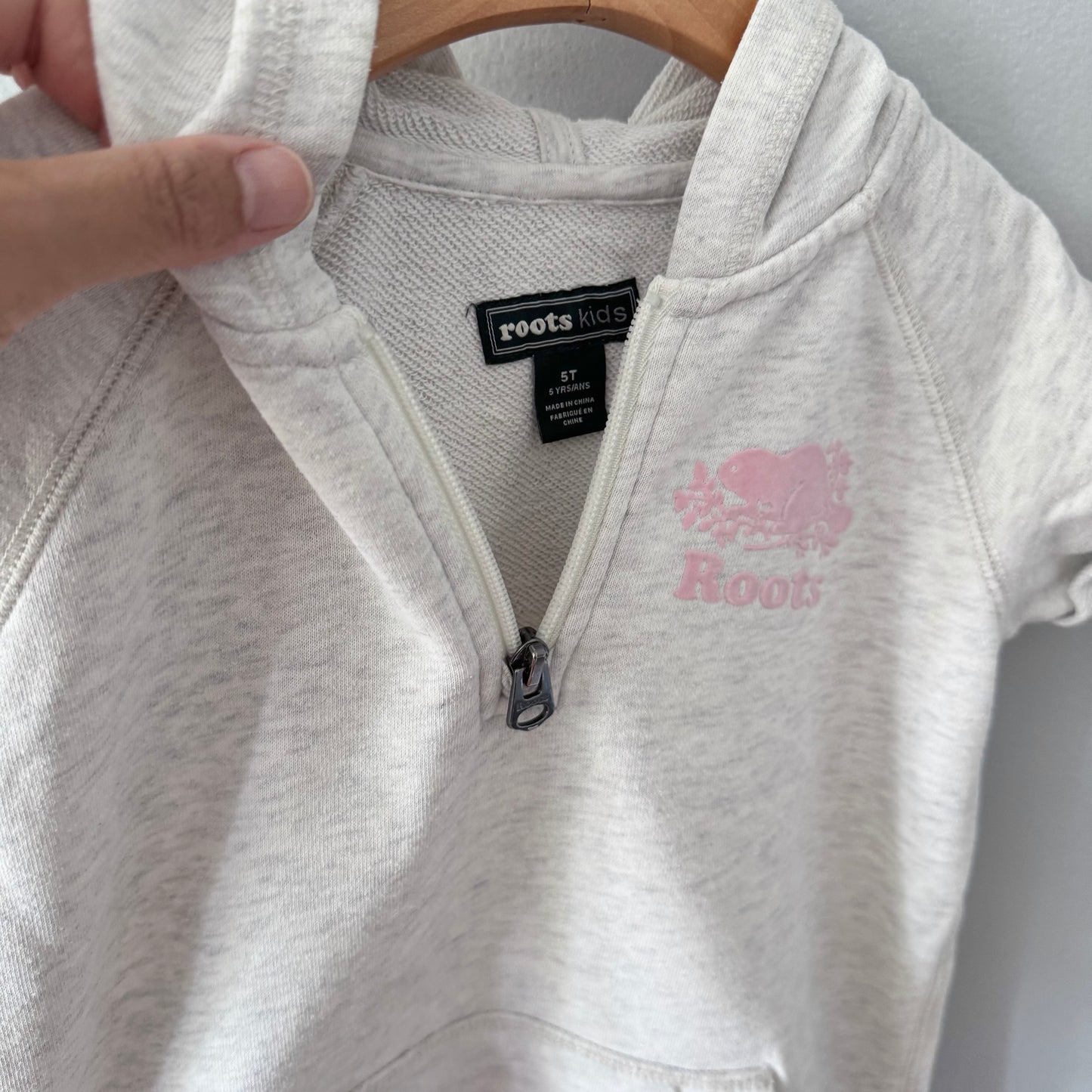 Roots / Light grey crew dress / 5T