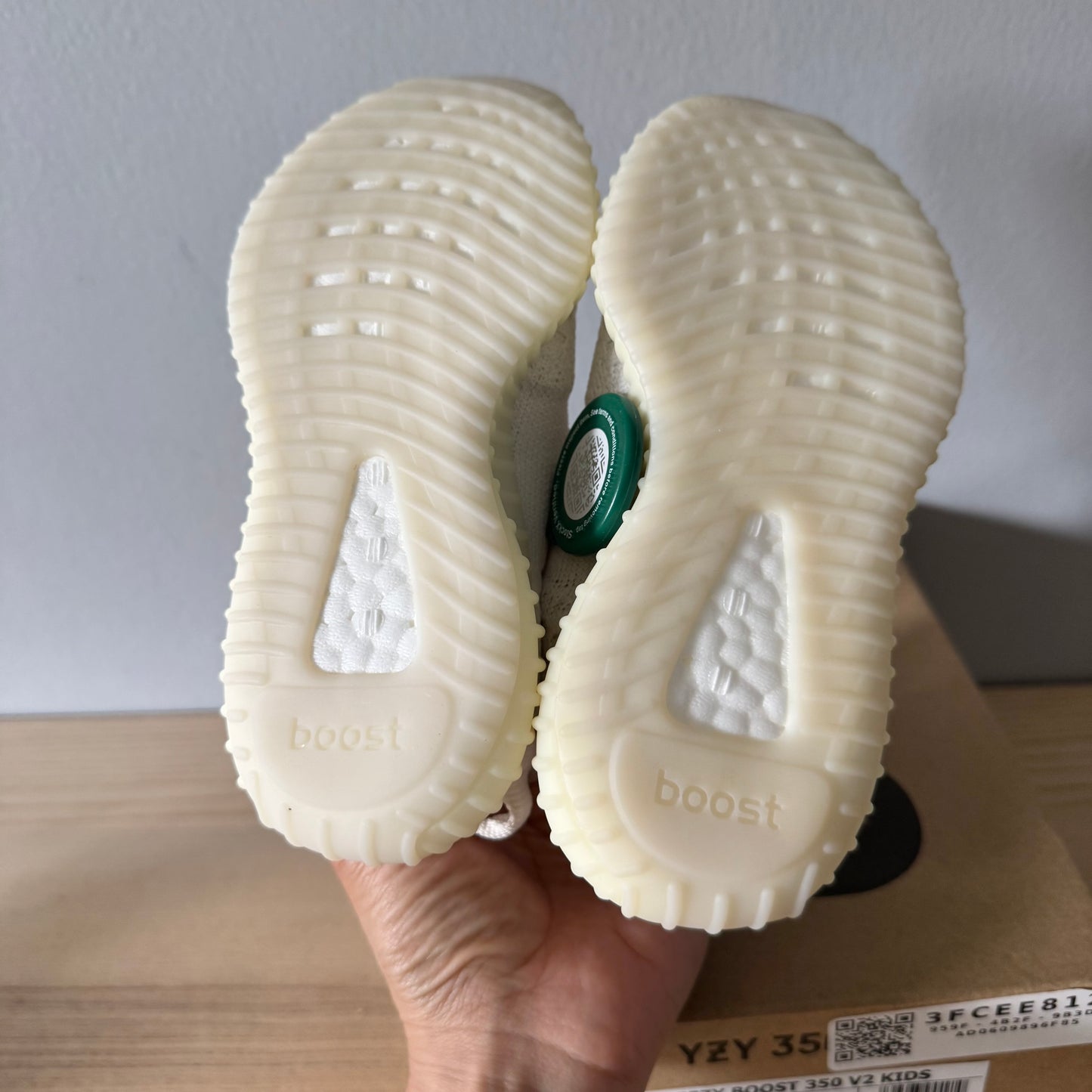 Adidas  / Yeezy boost / US10.5 - New with tag