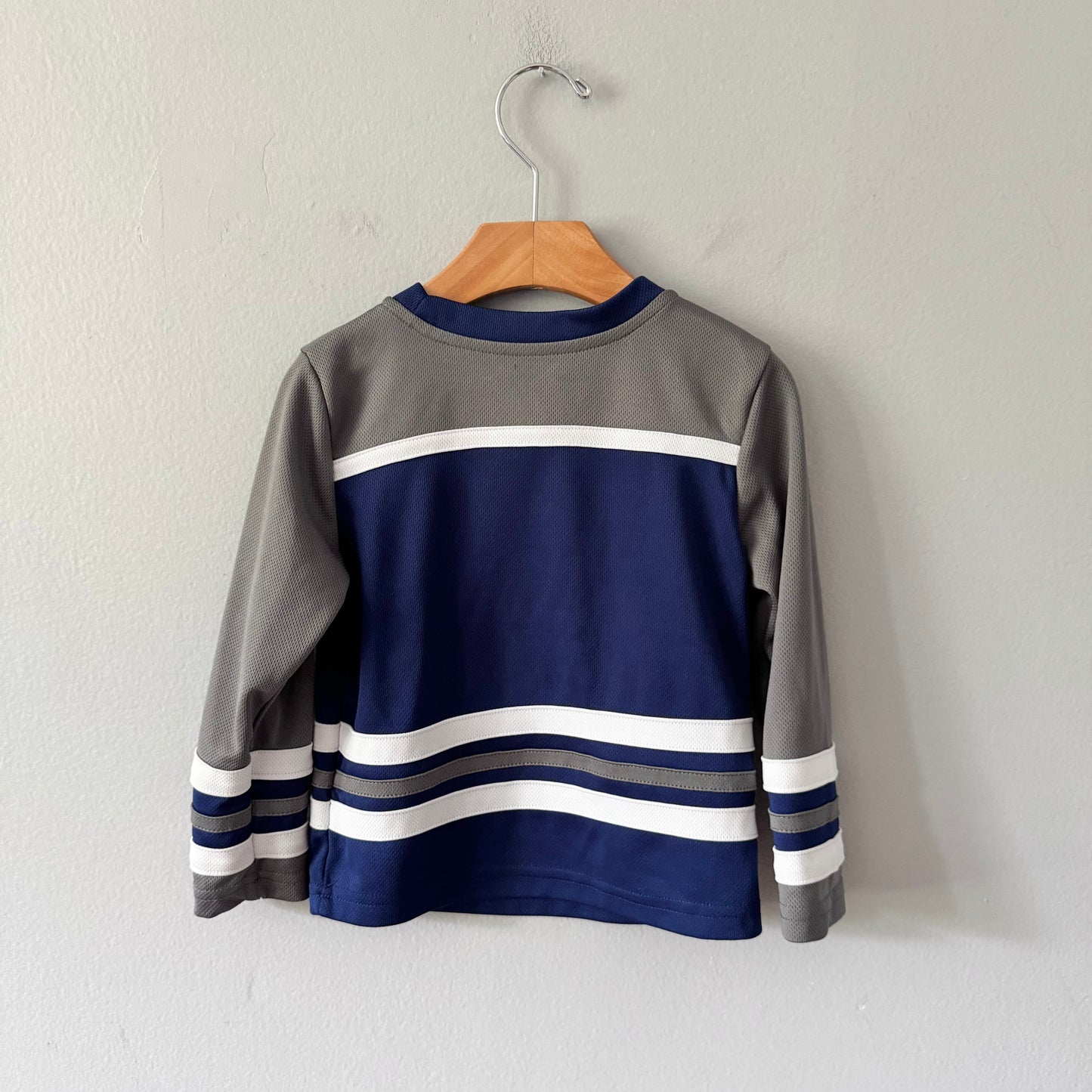 Roots / Hockey jersey / 2T
