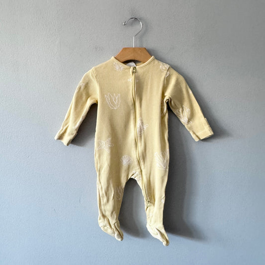 John Lewis / Light yellow romper / 3-6M