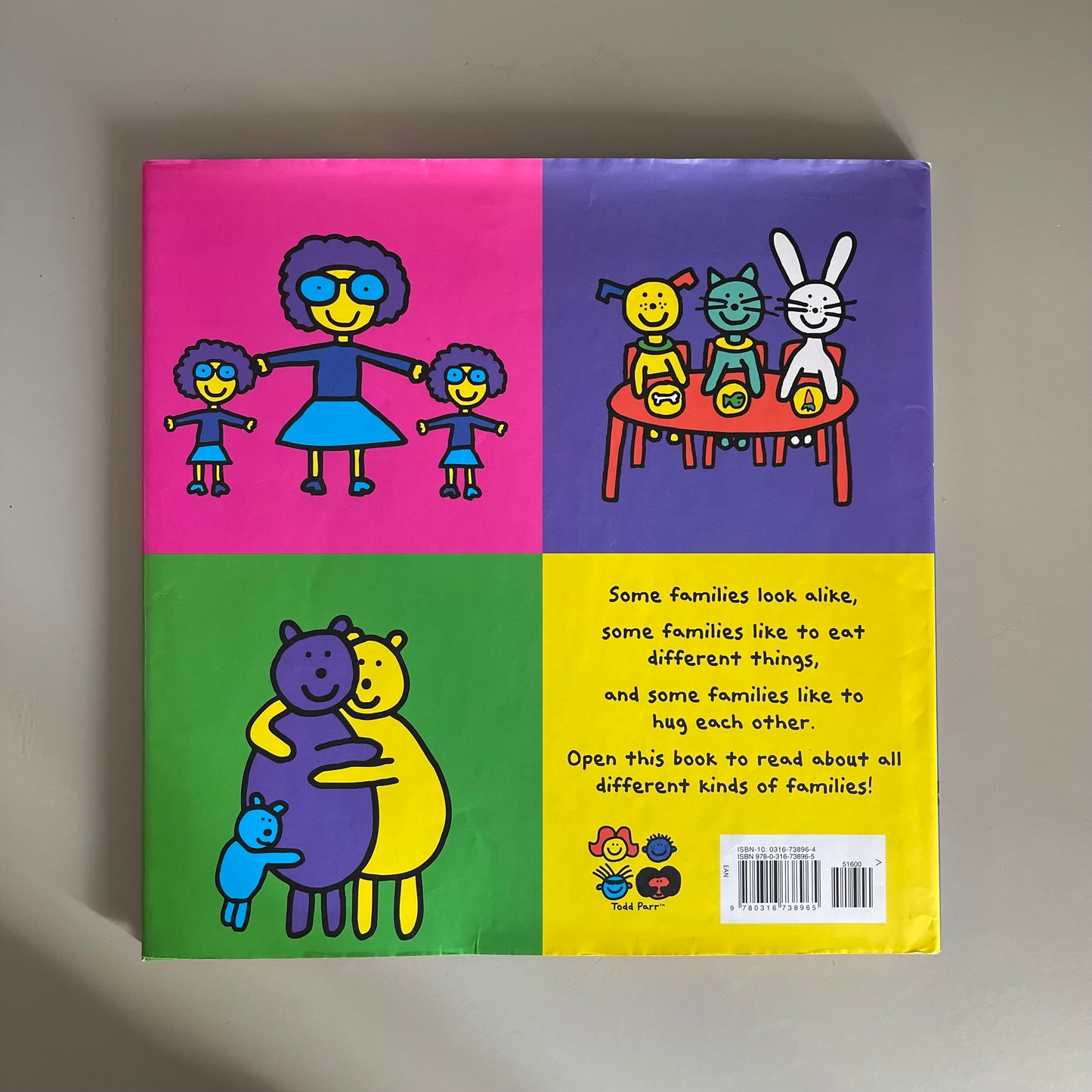 The Family Book / Todd Parr