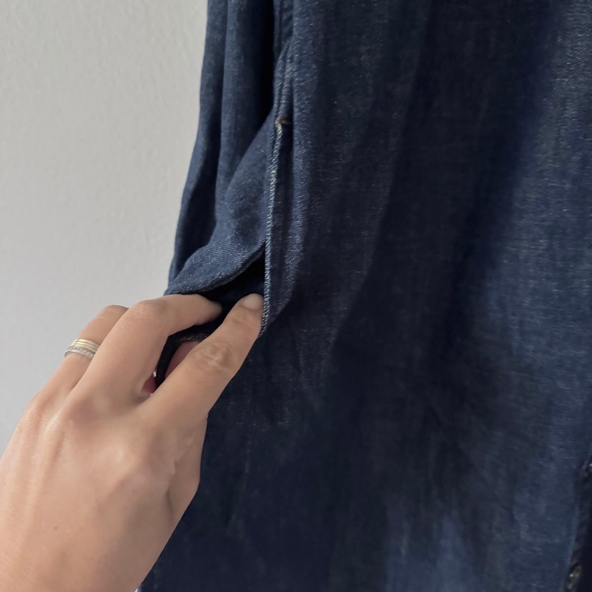 Uniqlo / Dark chambray dress / 7-8Y