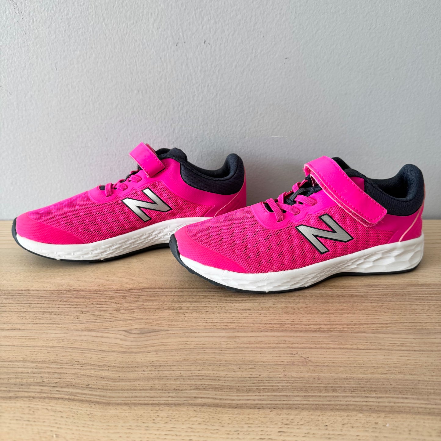 New Balance / Sneaker / J3