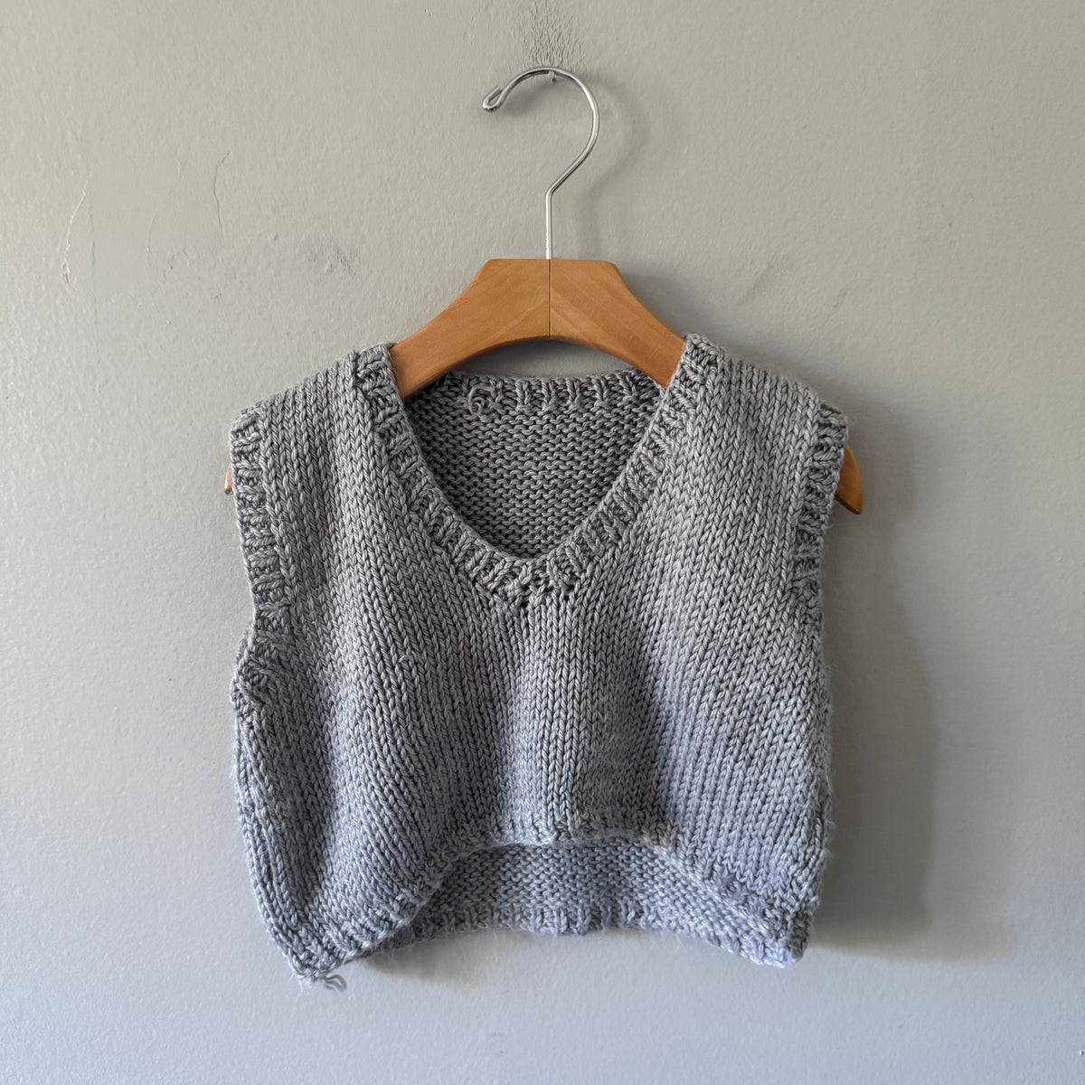 Handmade / Grey knit vest & headband set / 12M