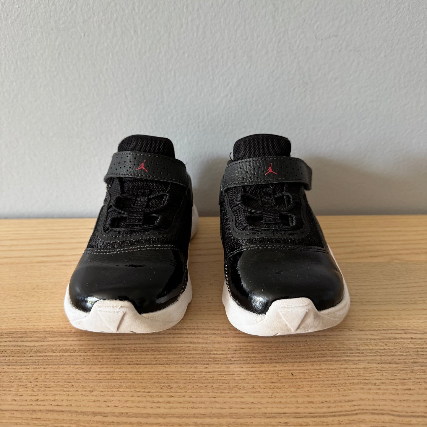 Nike / Sneakers / US9