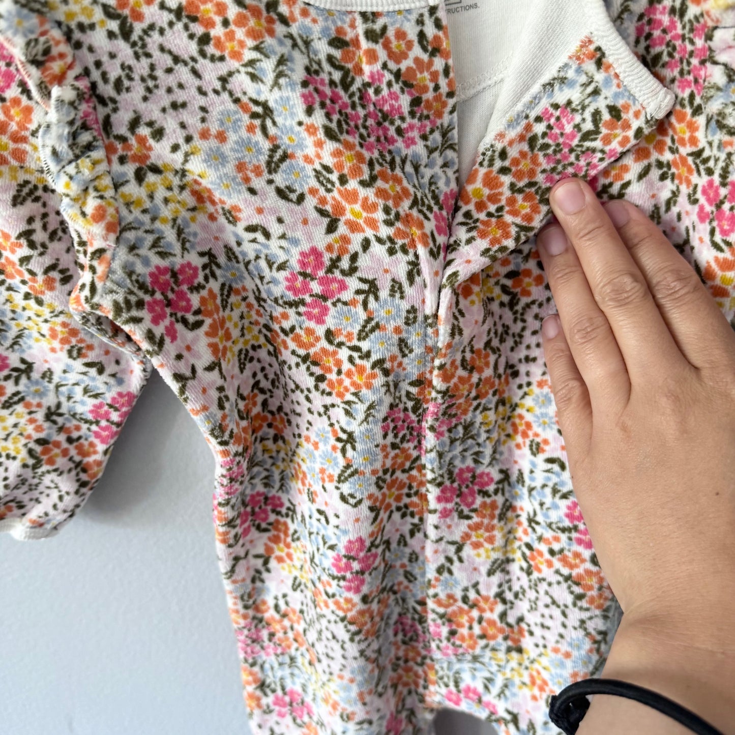 Magnetic Me / Floral velour romper / 6-9M