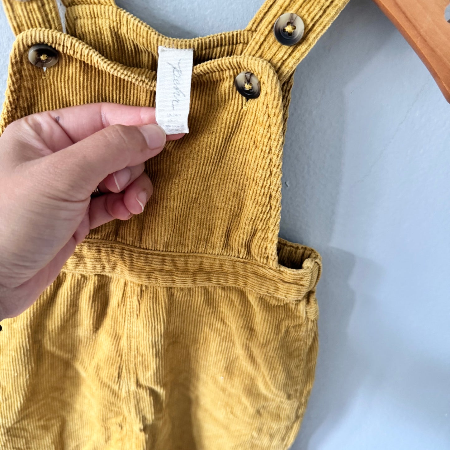 Pehr / Mustard corduroy overalls / 18-24M