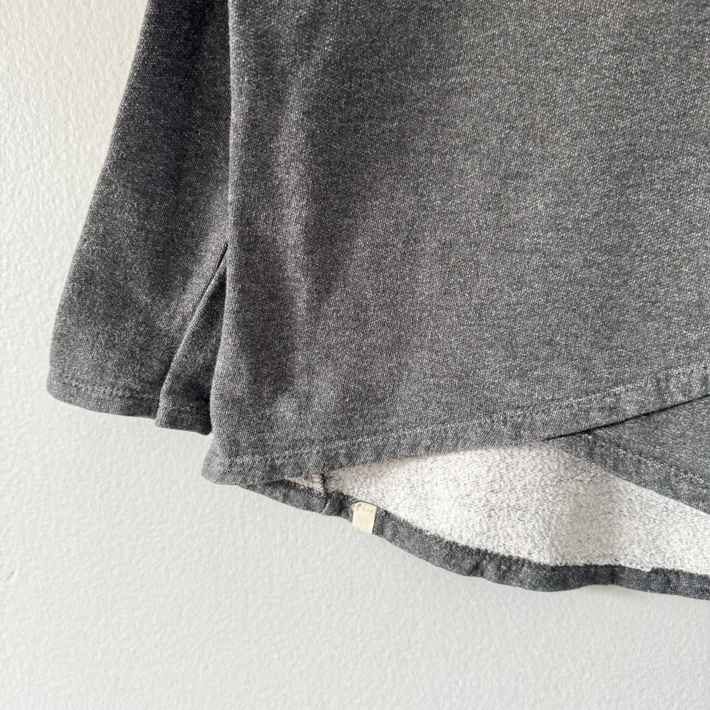 Mini Mioche / Dark grey sweatshirt / 7Y