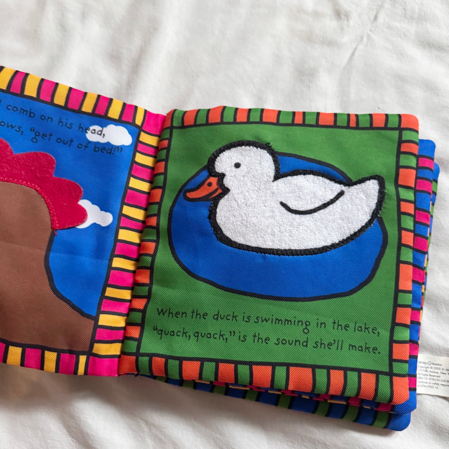 Soft book / Fluffy chick