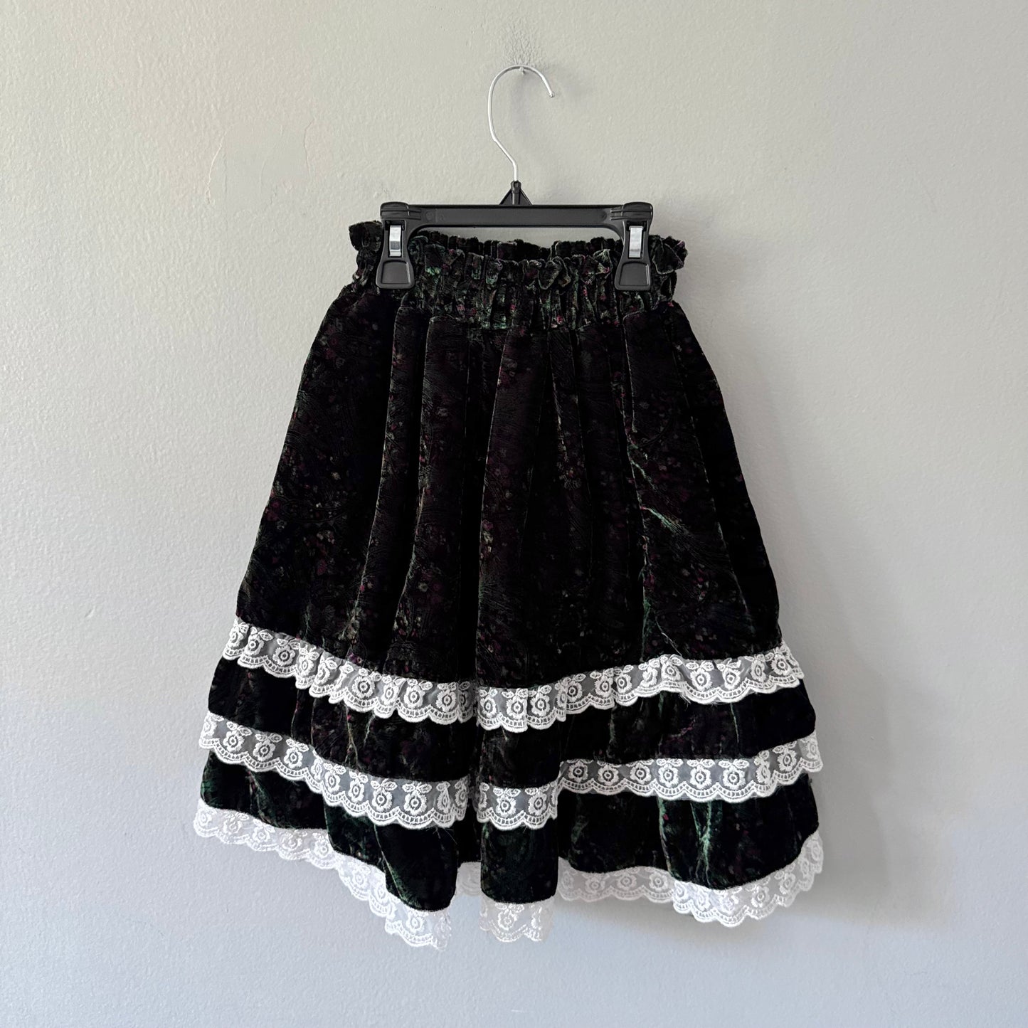 Vintage handmade / Velour skirt / 8Y