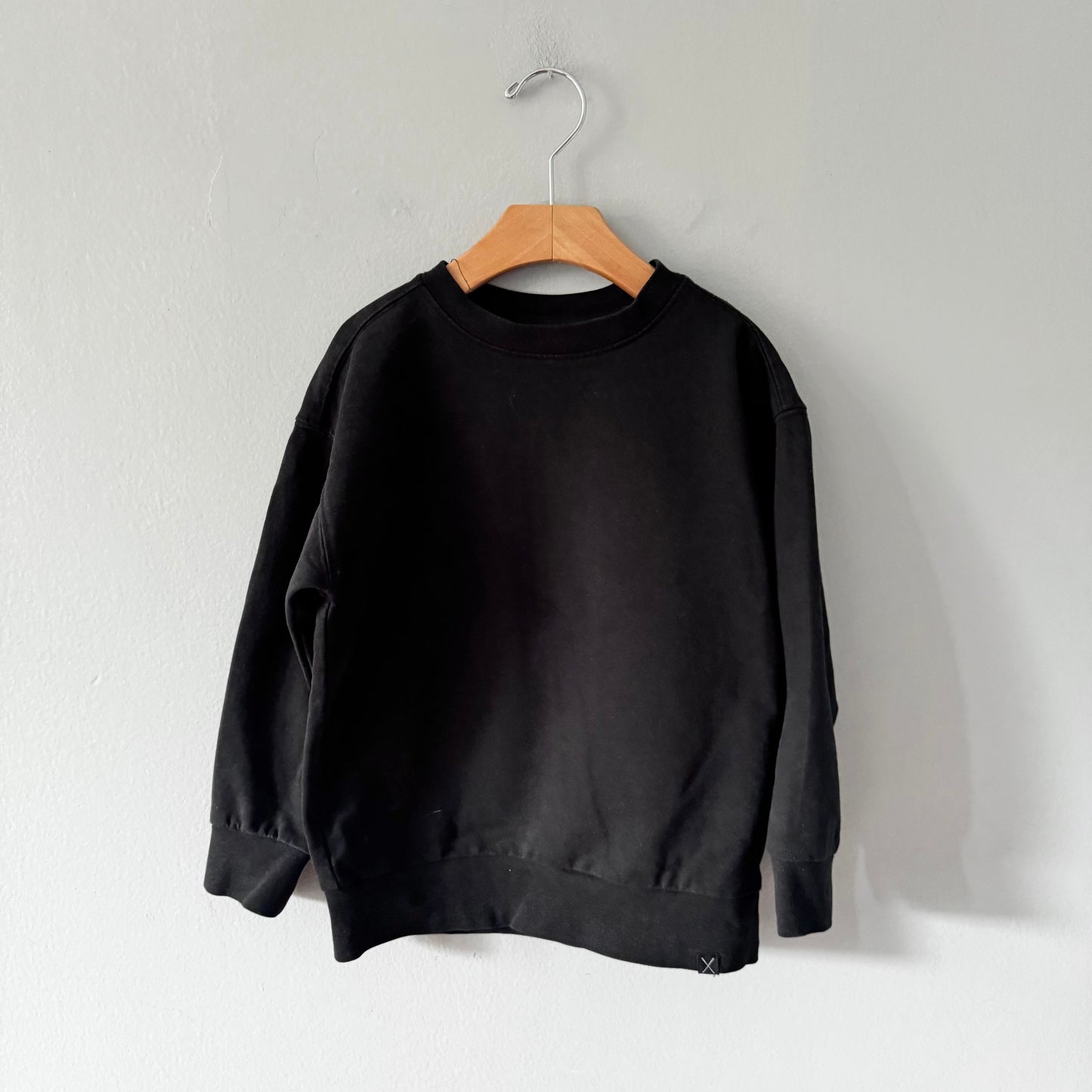 Produ X / Black sweatshirt / 6Y