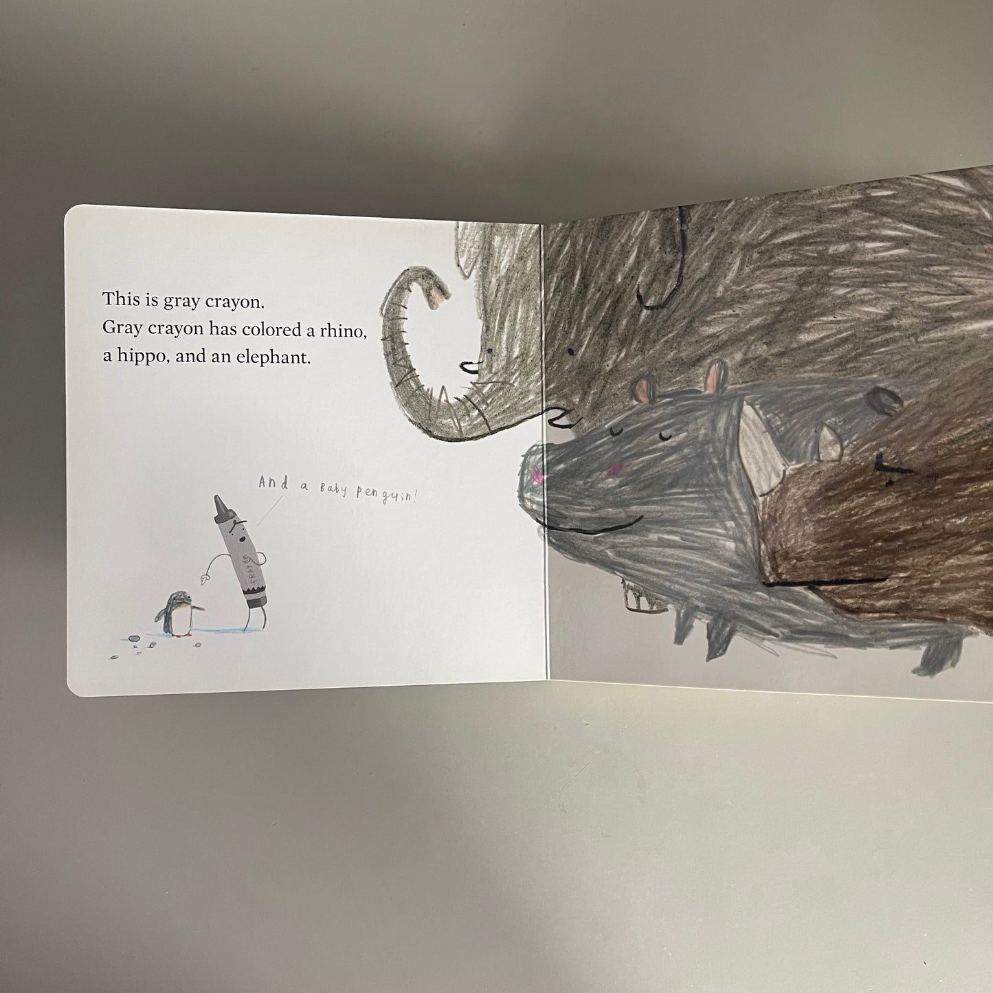 The Crayons Book of Colors / Drew Daywalt & Oliver Jeffers