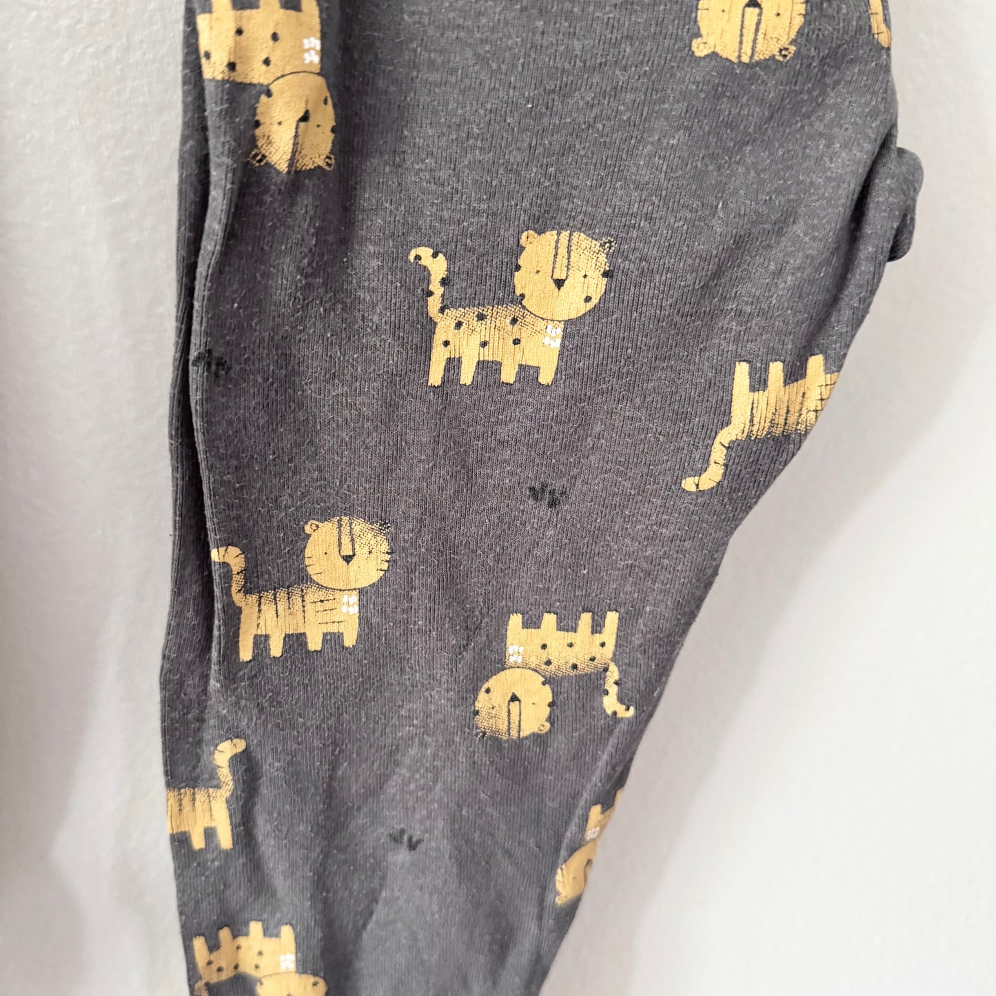 Petit lem / Dark grey x tiger pajama set / 2Y