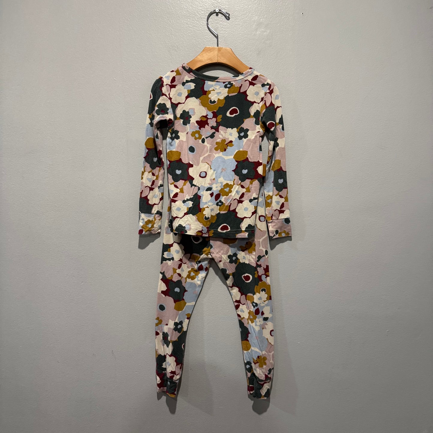 Carter's  / Khaki floral viscose pajama set / 3T