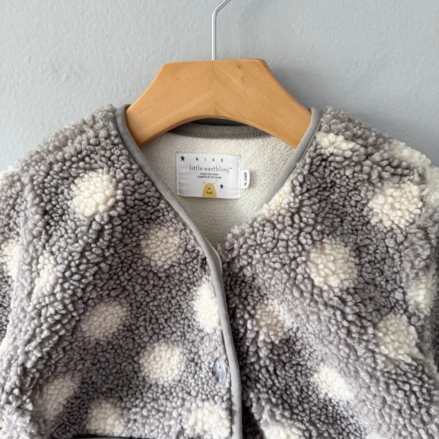 Rise Little Earthling / Grey x dots sherpa jacket / 18-24M