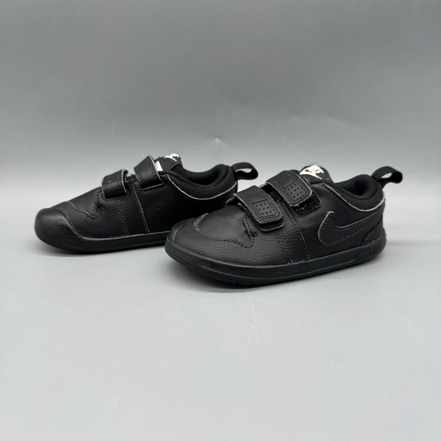 Nike / Running Shoes / US8