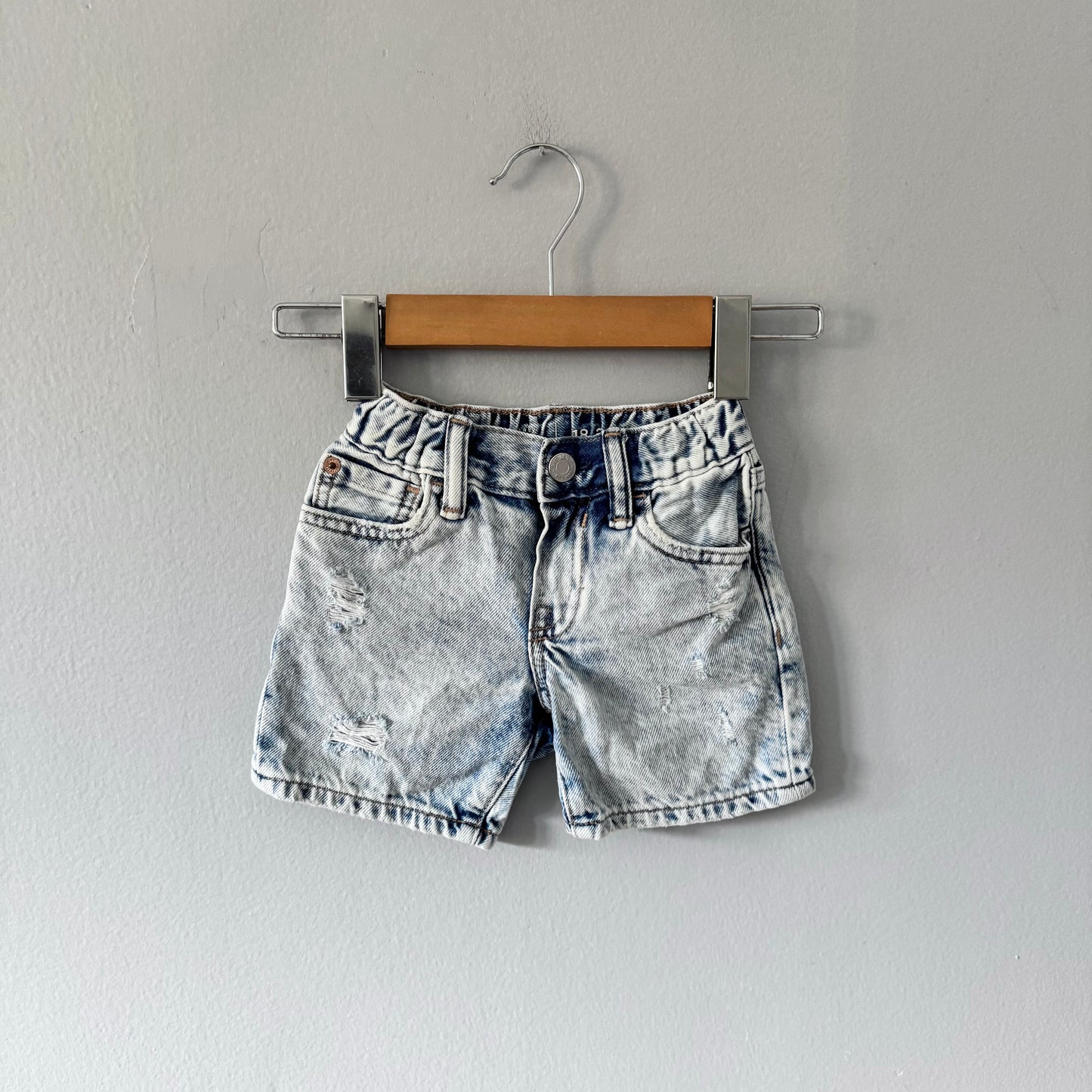 Gap	/ short en jean ample années 90 / 18-24 mois