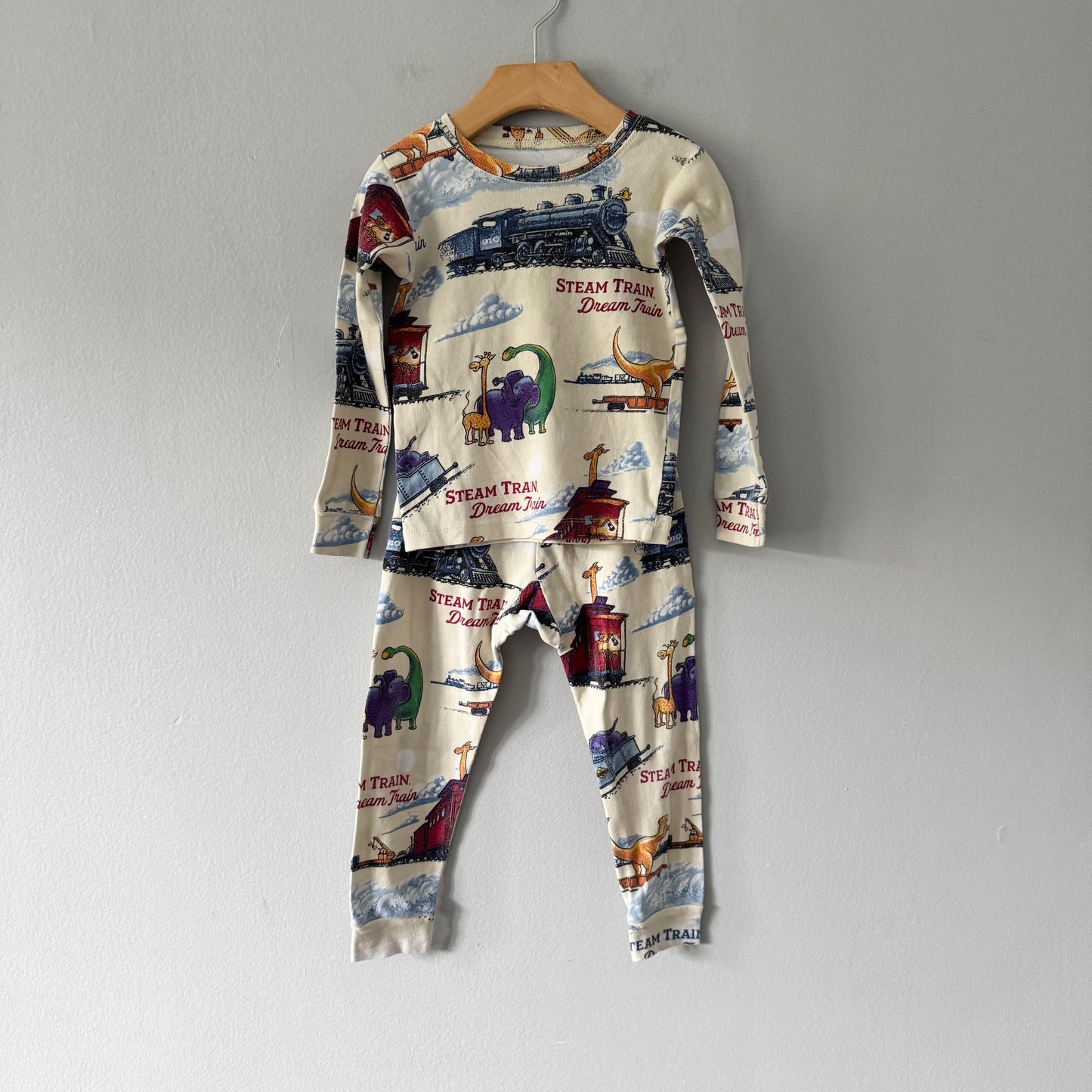 Books to bed / Steam train pajama set / 4T
