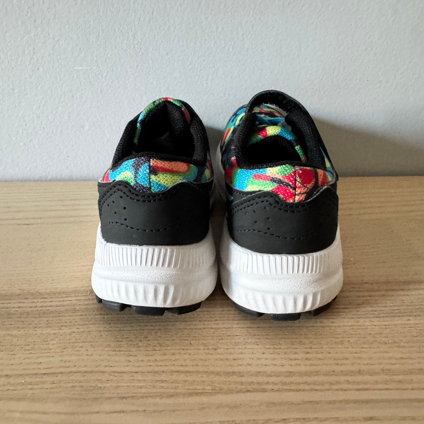 Asics / Shoes / US11