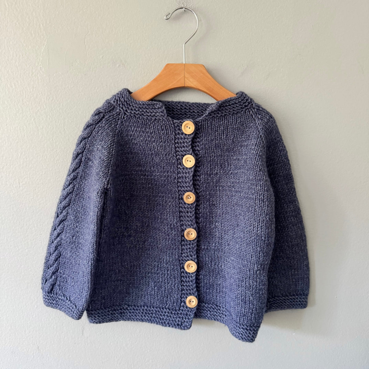 Handmade / Smokey blue knit cardigan / 3Y