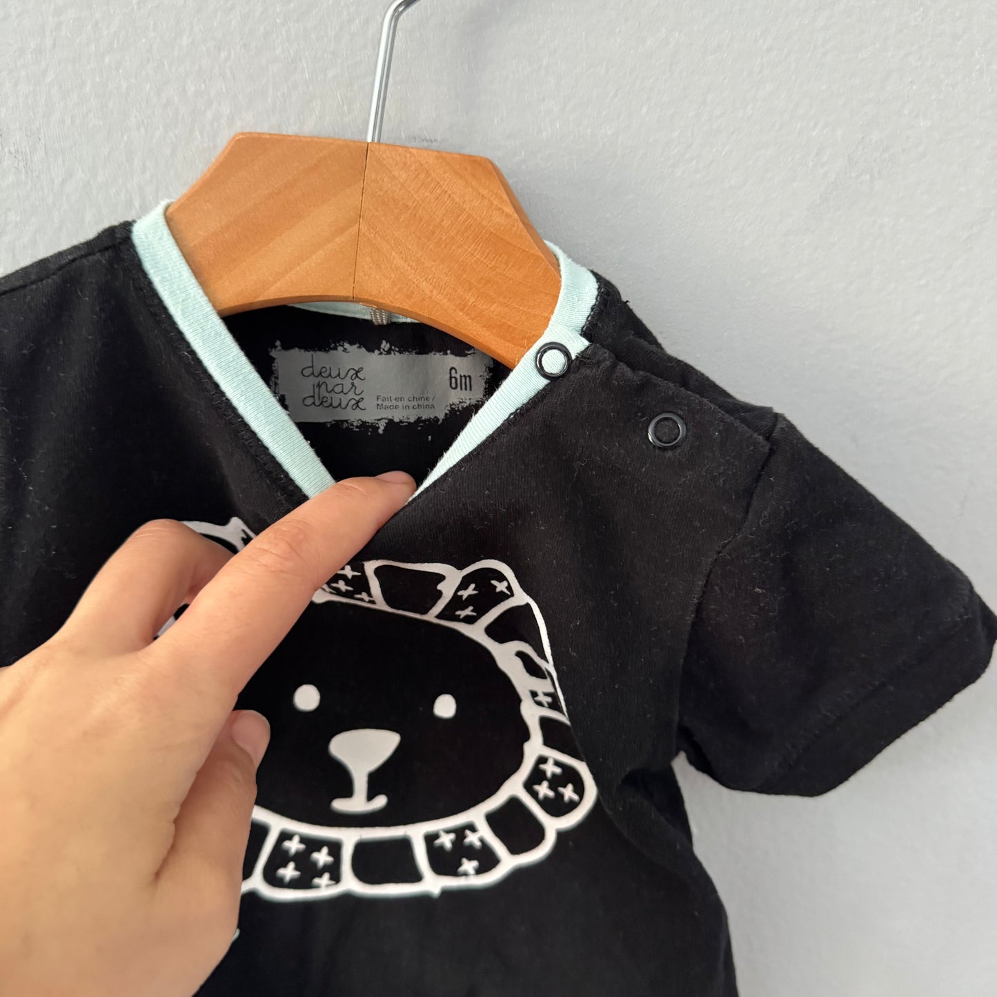 Deux par Deux / T-shirt noir / 3-6M