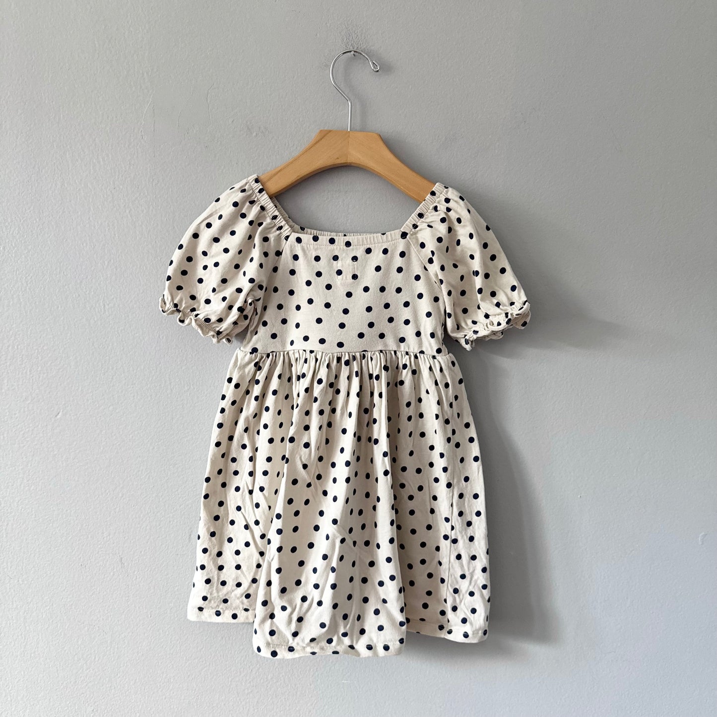 Gap	/ White x black dots dress / 5Y