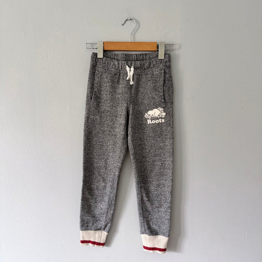 Roots / Salt and pepper sweatpants / 6Y